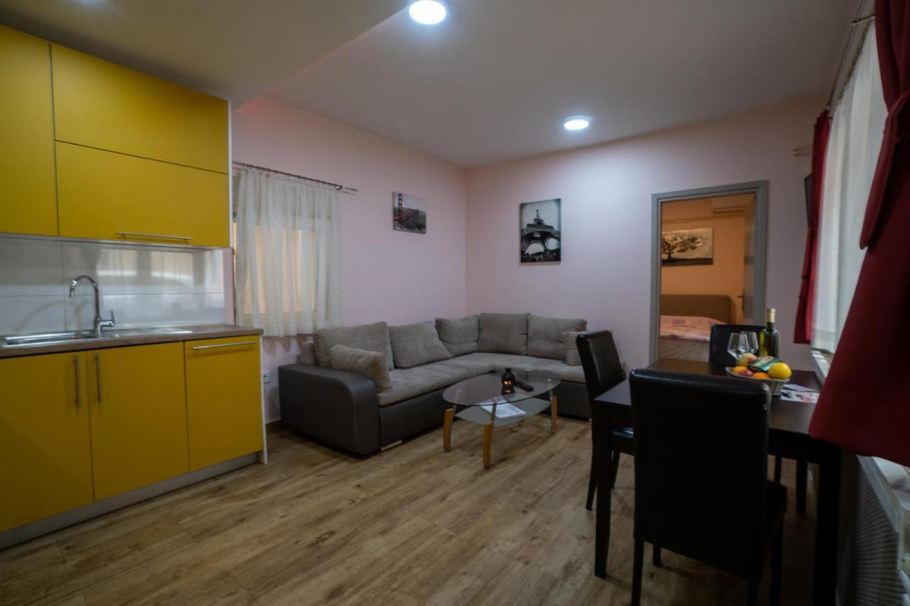Apartments Big Smile Zagreb Buitenkant foto